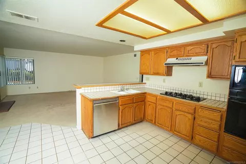 Kitchen - 1320 Clear Crest Cir, Vista, CA 92084 photo 2 of 3