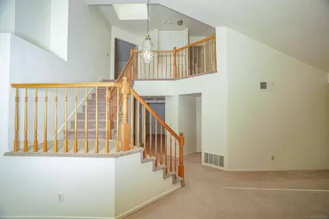 Living - 1320 Clear Crest Cir, Vista, CA 92084 photo 4 of 11