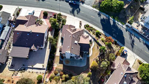 View/Area - 1320 Clear Crest Cir, Vista, CA 92084 photo 4 of 5