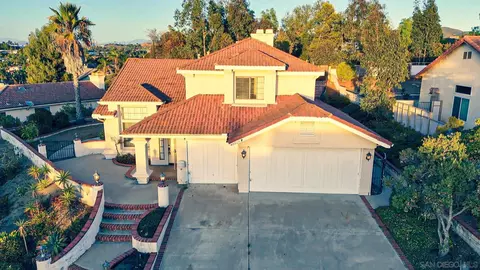 View/Area - 1320 Clear Crest Cir, Vista, CA 92084 photo 1 of 5