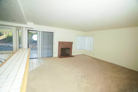 Living - 1320 Clear Crest Cir, Vista, CA 92084 photo 7 of 11
