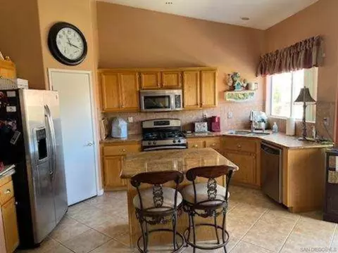 Kitchen - 81074 Aurora Ave, Indio, CA 92201 photo 3 of 5