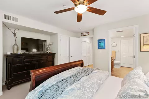 Bedroom - 366 Forward UNIT B, La Jolla, CA 92037 photo 3 of 4