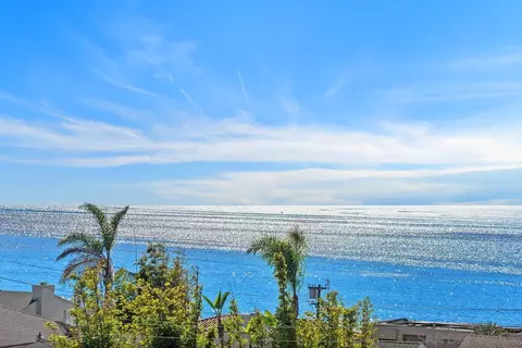 View/Area - 366 Forward UNIT B, La Jolla, CA 92037 photo 5 of 10