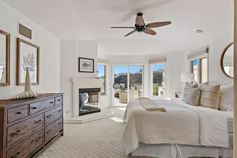 Bedroom - 5658 Caminito Genio, La Jolla, CA 92037 photo 1 of 3
