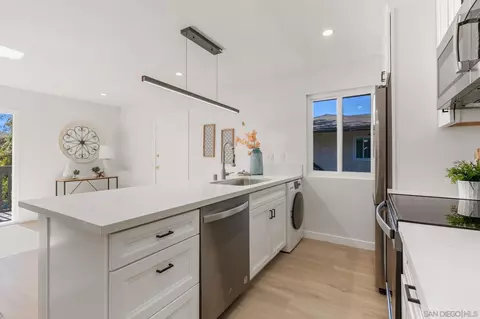 10123 Carefree Dr, Santee, CA 92071 photo 5
