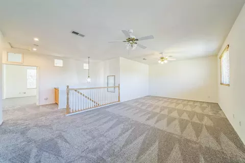 Living - 3358 Avocado Vista Ln, Fallbrook, CA 92028 photo 4 of 10