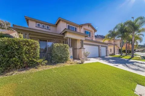 Exterior - 3358 Avocado Vista Ln, Fallbrook, CA 92028 photo 7 of 8