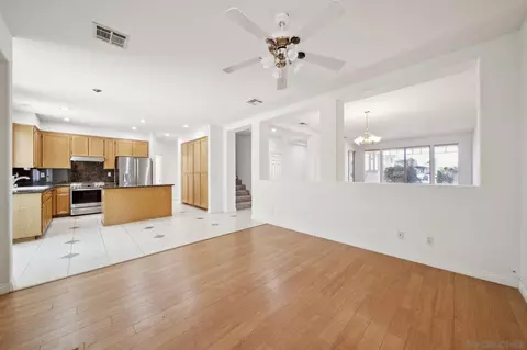 Living - 3358 Avocado Vista Ln, Fallbrook, CA 92028 photo 1 of 10