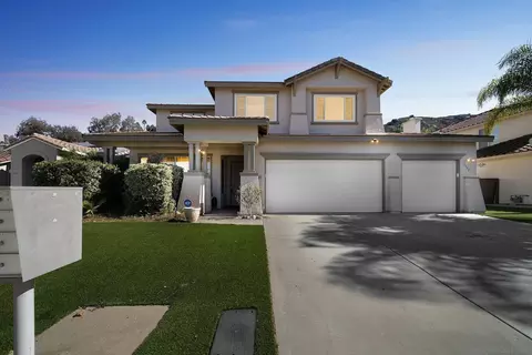 Exterior - 3358 Avocado Vista Ln, Fallbrook, CA 92028 photo 6 of 8