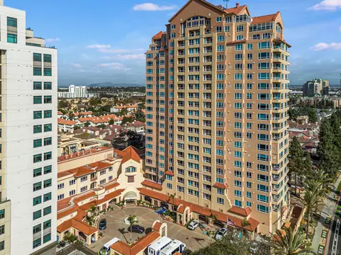3890 Nobel Dr #1704, San Diego, CA 92122