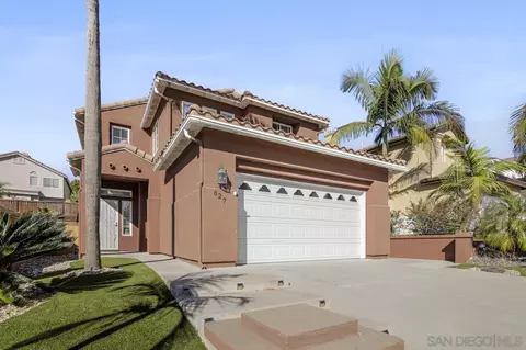 827 Mazagon Ln, Chula Vista, CA 91910