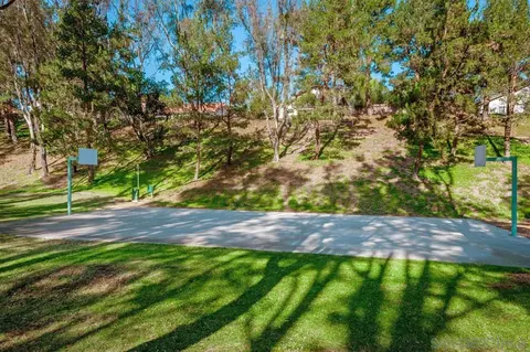 10567 Moorpark St, Spring Valley, CA 91978 photo 34