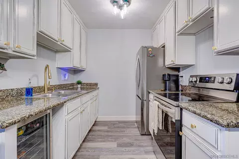 Kitchen - 527 E Madison Ave #99, El Cajon, CA 92020 photo 1 of 2