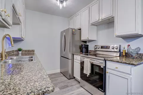 Kitchen - 527 E Madison Ave #99, El Cajon, CA 92020 photo 2 of 2