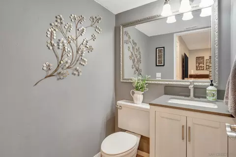 Bath - 1587 Heron Ave, El Cajon, CA 92020 photo 3 of 3