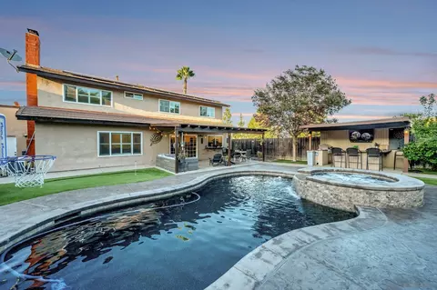 Exterior - 1587 Heron Ave, El Cajon, CA 92020 photo 6 of 9