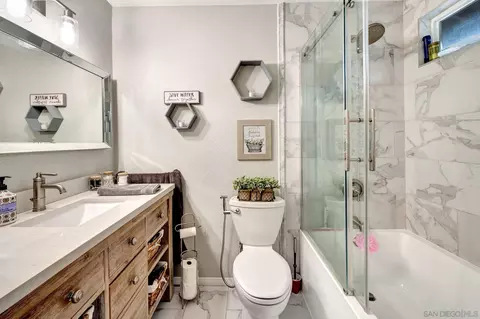 Bath - 1587 Heron Ave, El Cajon, CA 92020 photo 1 of 3