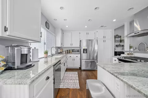 Kitchen - 1530 Marjorie St, Oceanside, CA 92056 photo 2 of 4