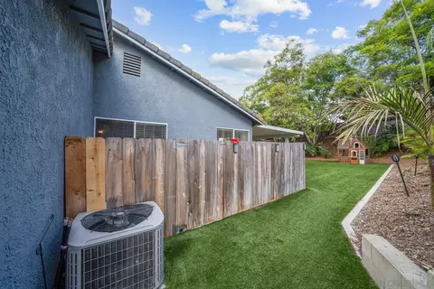 Exterior - 1530 Marjorie St, Oceanside, CA 92056 photo 10 of 10
