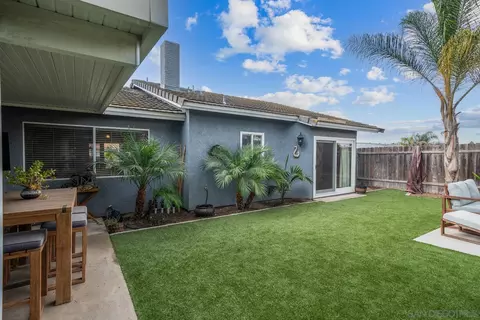 Exterior - 1530 Marjorie St, Oceanside, CA 92056 photo 7 of 10