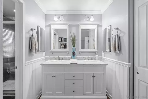 Bath - 1530 Marjorie St, Oceanside, CA 92056 photo 3 of 4