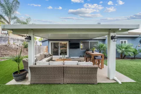 Exterior - 1530 Marjorie St, Oceanside, CA 92056 photo 4 of 10
