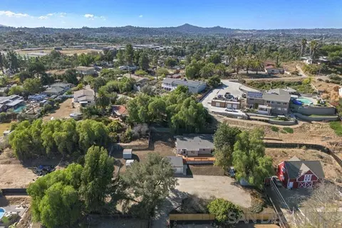 View/Area - 1981 Greenfield Dr, El Cajon, CA 92019 photo 9 of 15