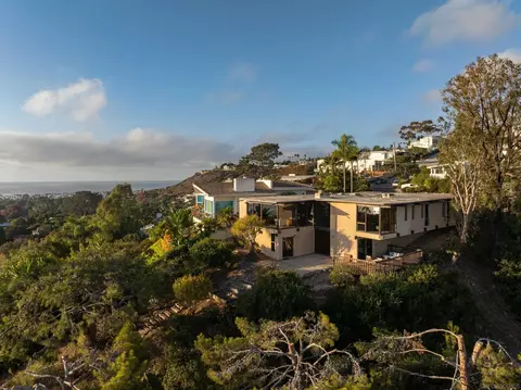 801 La Jolla Rancho Rd, La Jolla, CA 92037 photo 2