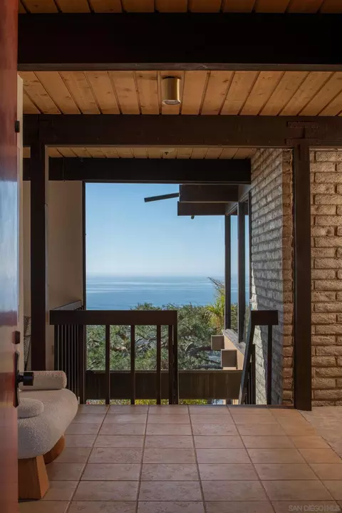 801 La Jolla Rancho Rd, La Jolla, CA 92037 photo 4