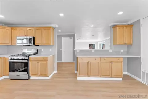 8305 Rumson Dr, Santee, CA 92071 photo 5