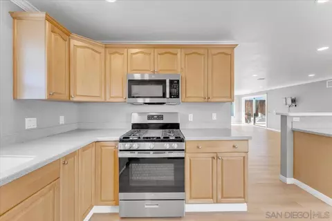 8305 Rumson Dr, Santee, CA 92071 photo 3