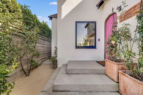 7135 Olivetas Ave, La Jolla, CA 92037 photo 8