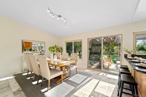 7424 Rondel Ct, San Diego, CA 92119