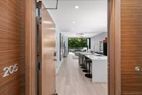 2604 5th Ave #205, San Diego, CA 92103