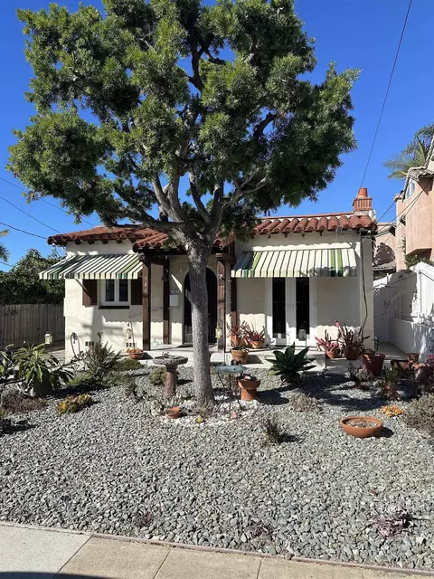 546 Arenas St, La Jolla, CA 92037