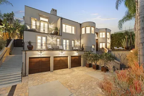 7950 Avenida Kirjah, La Jolla, CA 92037