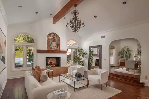 Living - 15112 Huntington Gate Dr, Poway, CA 92064 photo 1 of 5