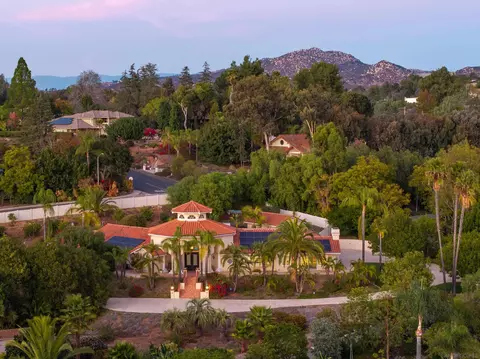 View/Area - 15112 Huntington Gate Dr, Poway, CA 92064 photo 6 of 7