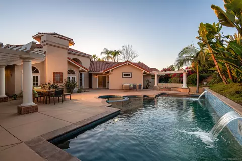 Exterior - 15112 Huntington Gate Dr, Poway, CA 92064 photo 6 of 13