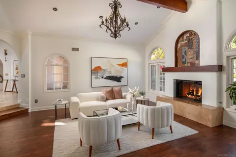 Living - 15112 Huntington Gate Dr, Poway, CA 92064 photo 2 of 5