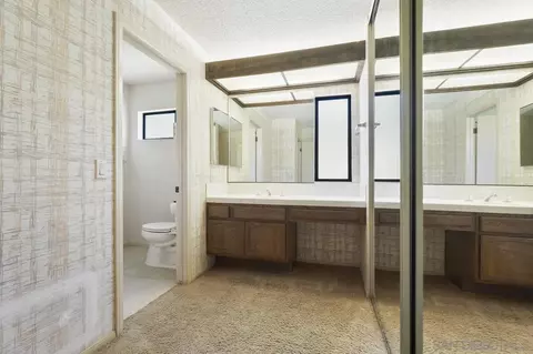Bath - 417 Loma Larga Dr, Solana Beach, CA 92075 photo 5 of 7