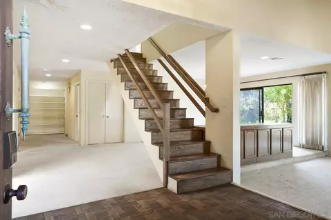 Entry Way - 417 Loma Larga Dr, Solana Beach, CA 92075 photo 4 of 4