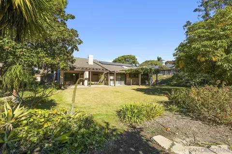 Exterior - 417 Loma Larga Dr, Solana Beach, CA 92075 photo 4 of 11