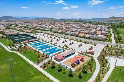 View/Area - 28414 Fox Ridge Cv, Menifee, CA 92585 photo 3 of 17