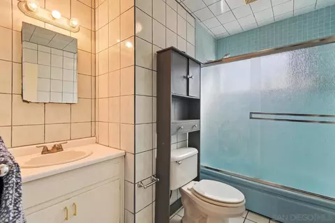 Bath - 50 Emerson St, Chula Vista, CA 91911 photo 1 of 2