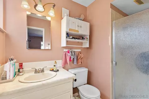 Bath - 50 Emerson St, Chula Vista, CA 91911 photo 2 of 2