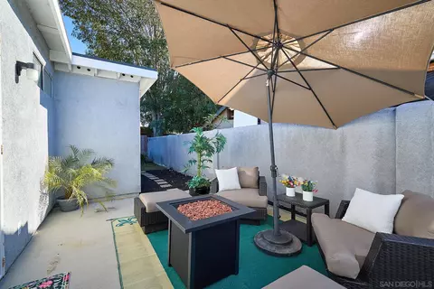 Exterior - 4789 Calle Solimar, Oceanside, CA 92057 photo 4 of 8