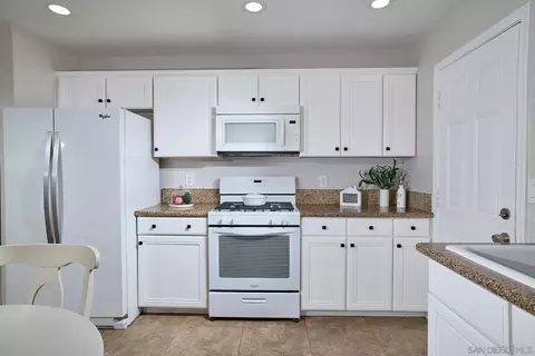 Kitchen - 4789 Calle Solimar, Oceanside, CA 92057 photo 3 of 3