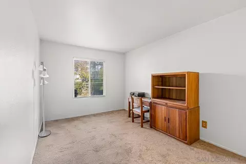 885 Buttercup Rd, Carlsbad, CA 92011 photo 8